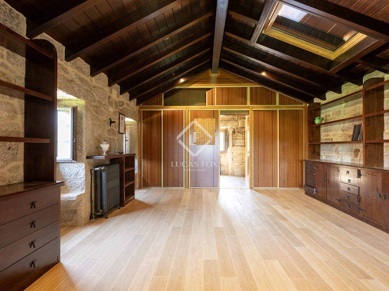 5 Zimmer Villa zu verkaufen in Covelo mit Pool Garage - 795.000 € (Ref: 9111584)