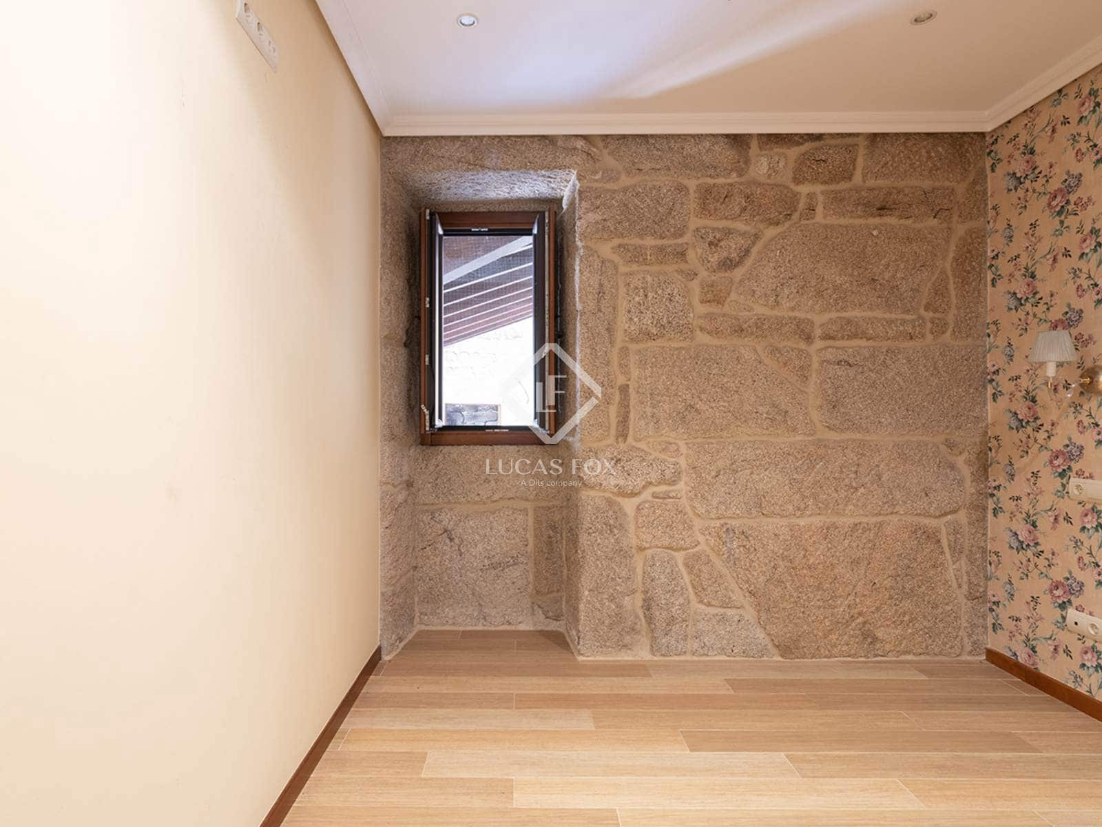 5 Zimmer Villa zu verkaufen in Covelo mit Pool Garage - 795.000 € (Ref: 9111584)