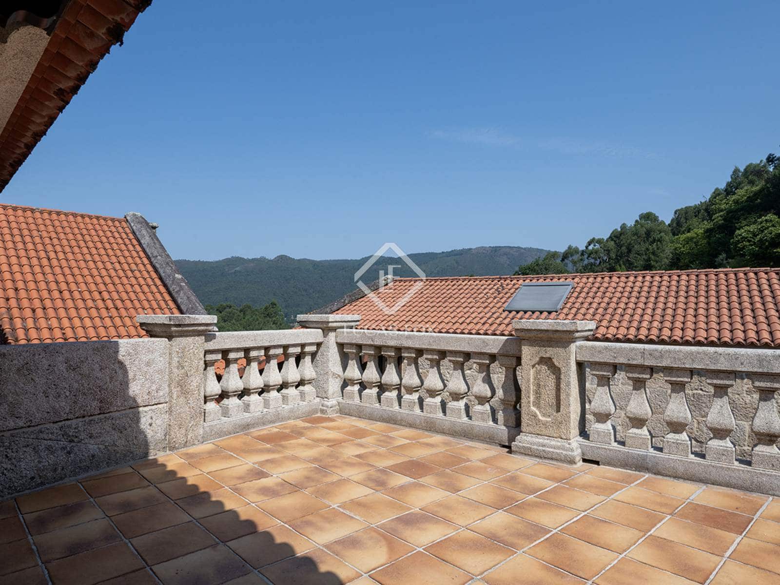 5 Zimmer Villa zu verkaufen in Covelo mit Pool Garage - 795.000 € (Ref: 9111584)