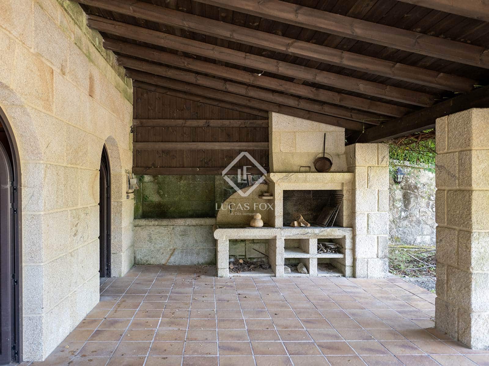 5 Zimmer Villa zu verkaufen in Covelo mit Pool Garage - 795.000 € (Ref: 9111584)