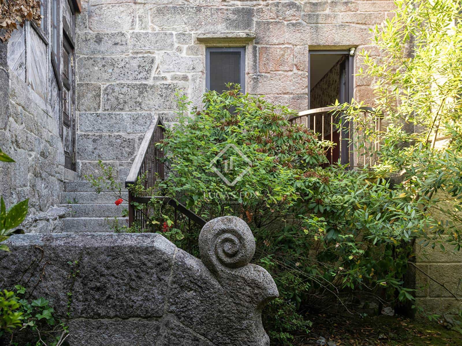 5 Zimmer Villa zu verkaufen in Covelo mit Pool Garage - 795.000 € (Ref: 9111584)