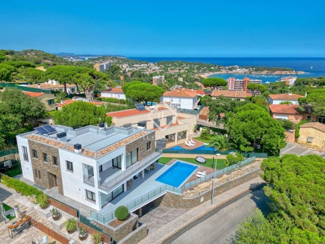 4 Zimmer Villa zu verkaufen in Sant Feliu de Guíxols mit Pool Garage - 2.000.000 € (Ref: 9113483)