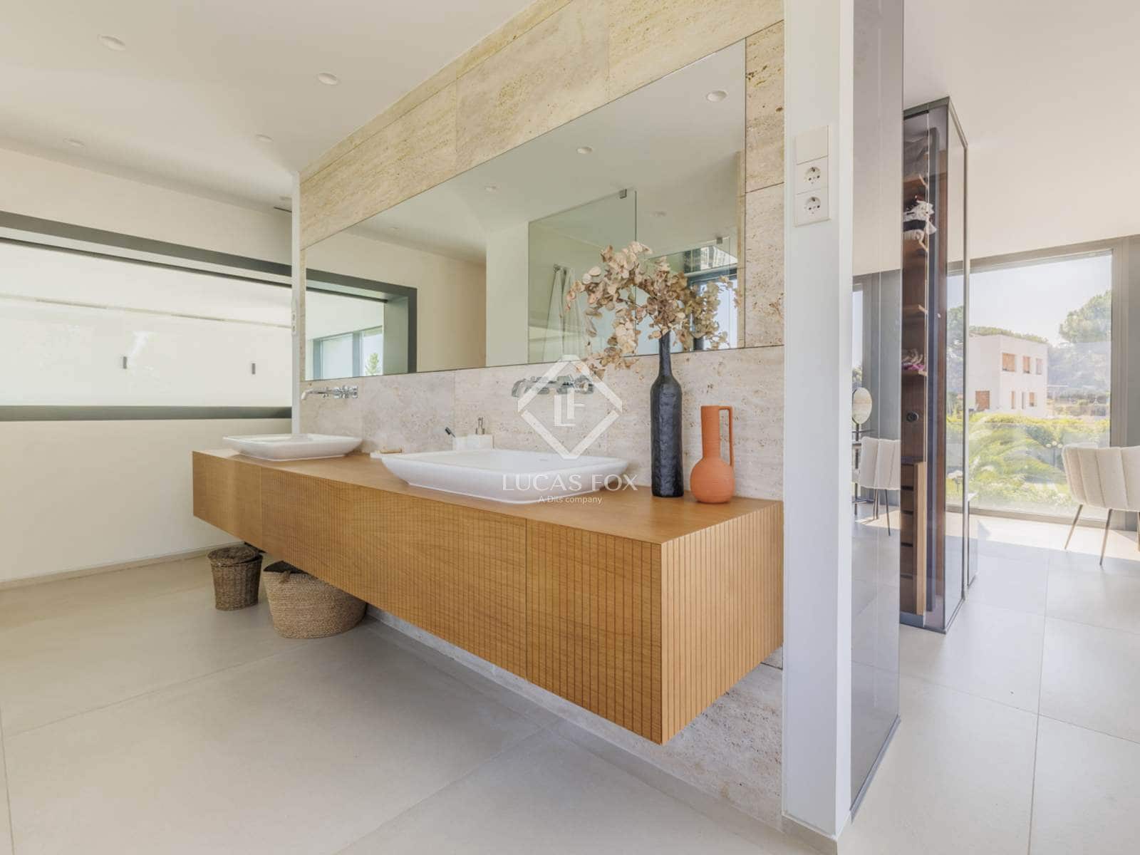 5 soveværelse Villa til leje i Pozuelo de Alarcon med swimmingpool garage - € 20.000 (Ref: 9115264)