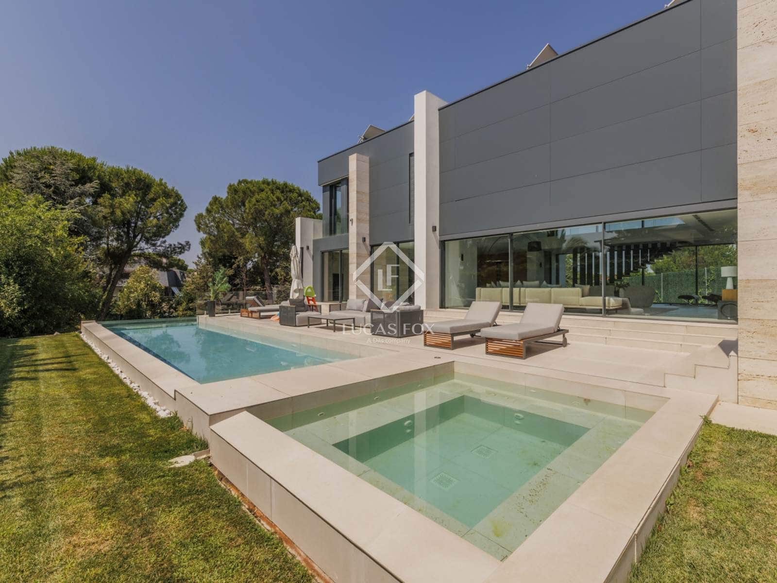 5 soveværelse Villa til leje i Pozuelo de Alarcon med swimmingpool garage - € 20.000 (Ref: 9115264)