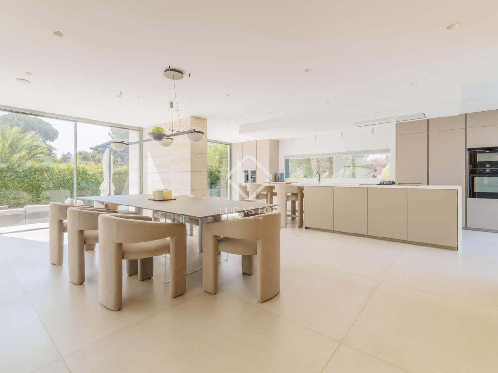 5 soveværelse Villa til leje i Pozuelo de Alarcon med swimmingpool garage - € 20.000 (Ref: 9115264)