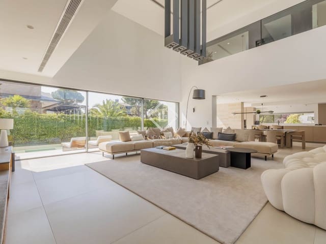 5 bedroom Villa for rent in Pozuelo de Alarcón with pool garage - € 20,000 (Ref: 9115264)