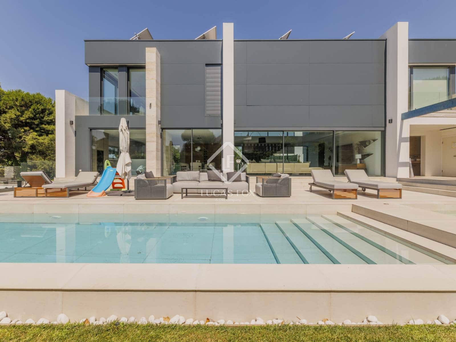 5 soveværelse Villa til leje i Pozuelo de Alarcon med swimmingpool garage - € 20.000 (Ref: 9115264)