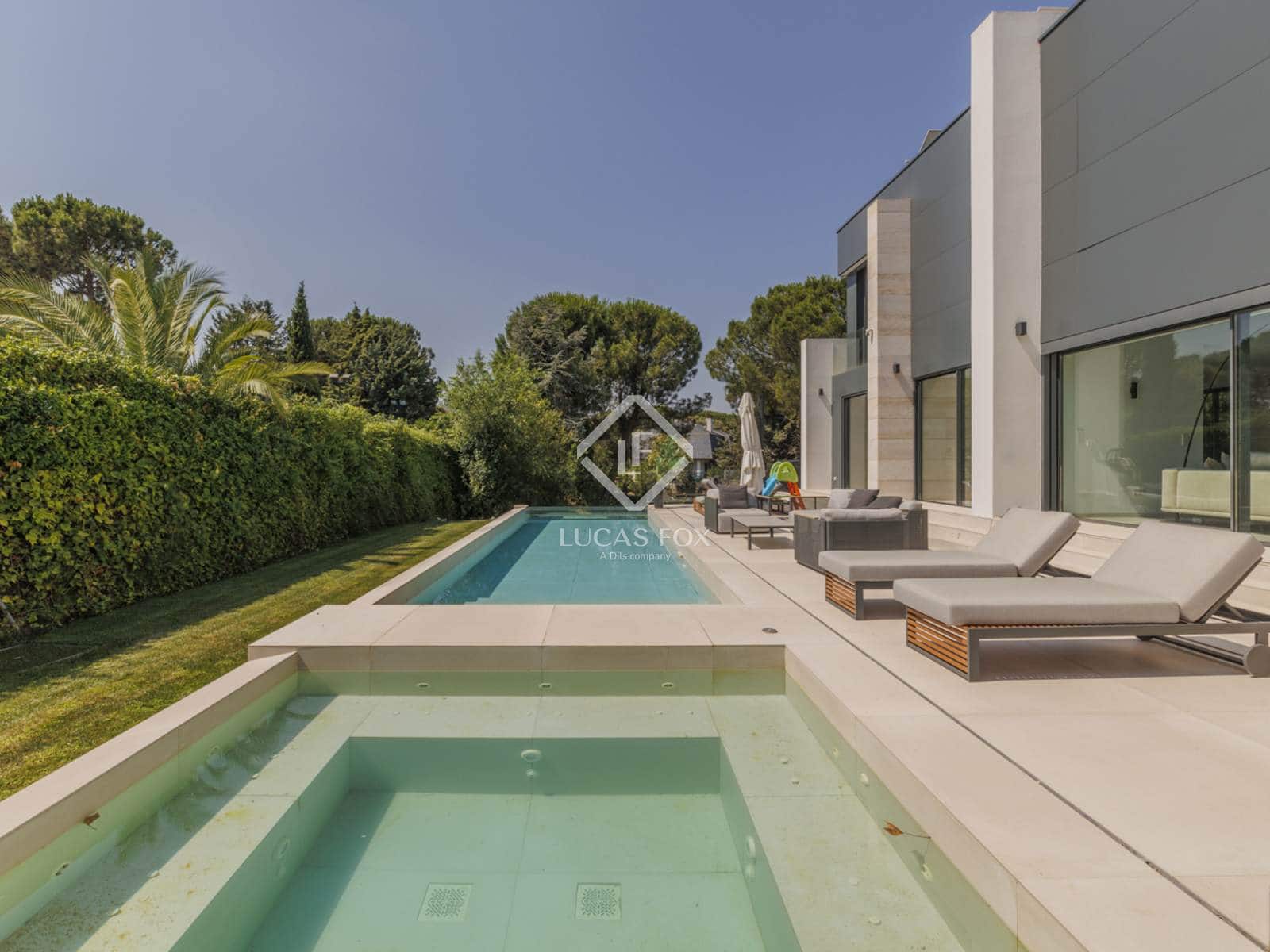 5 soveværelse Villa til leje i Pozuelo de Alarcon med swimmingpool garage - € 20.000 (Ref: 9115264)