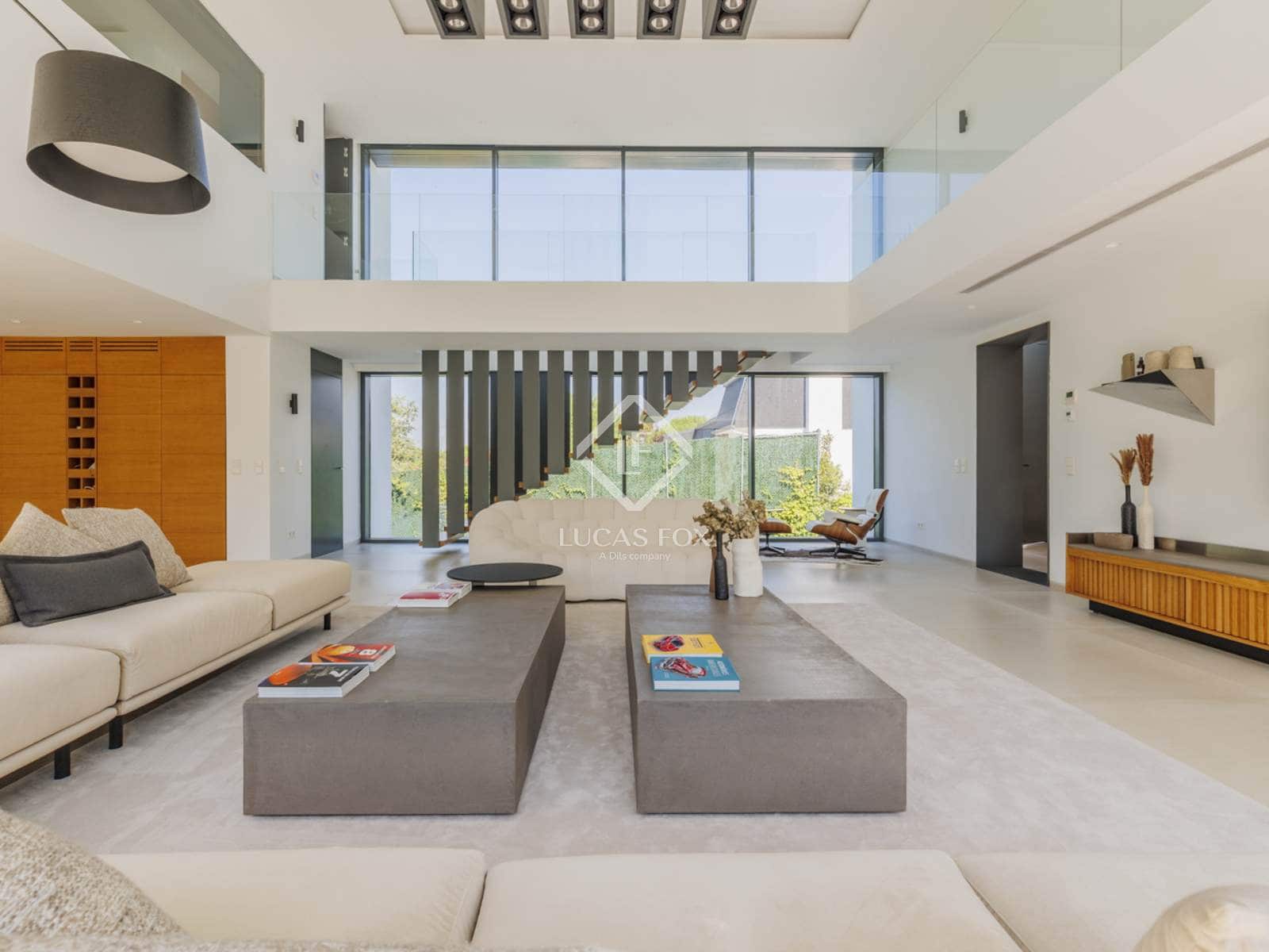 5 soveværelse Villa til leje i Pozuelo de Alarcon med swimmingpool garage - € 20.000 (Ref: 9115264)