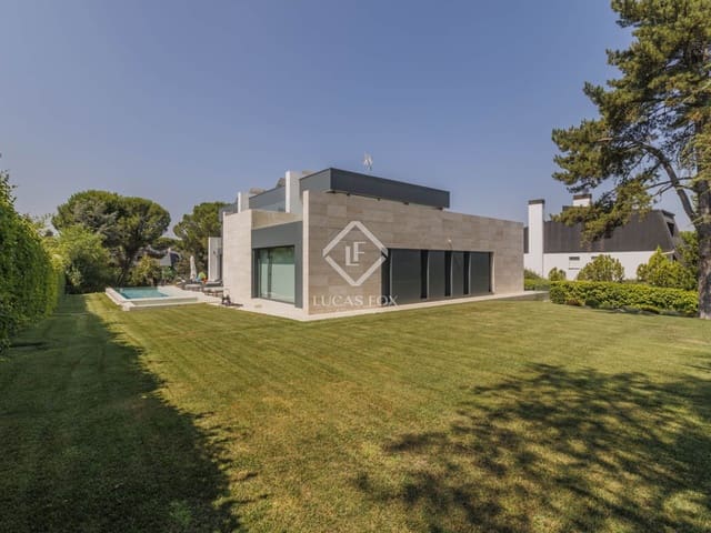 5 bedroom Villa for rent in Pozuelo de Alarcón with pool garage - € 20,000 (Ref: 9115264)