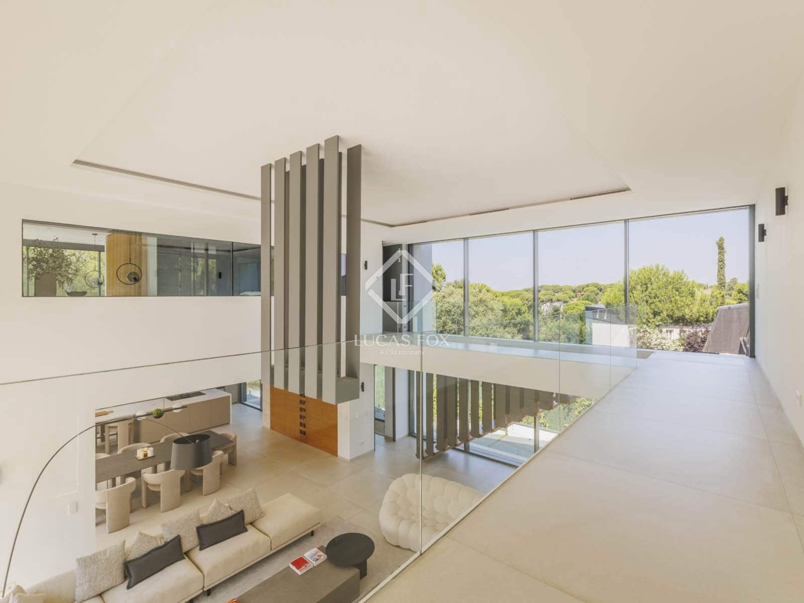 5 soveværelse Villa til leje i Pozuelo de Alarcon med swimmingpool garage - € 20.000 (Ref: 9115264)