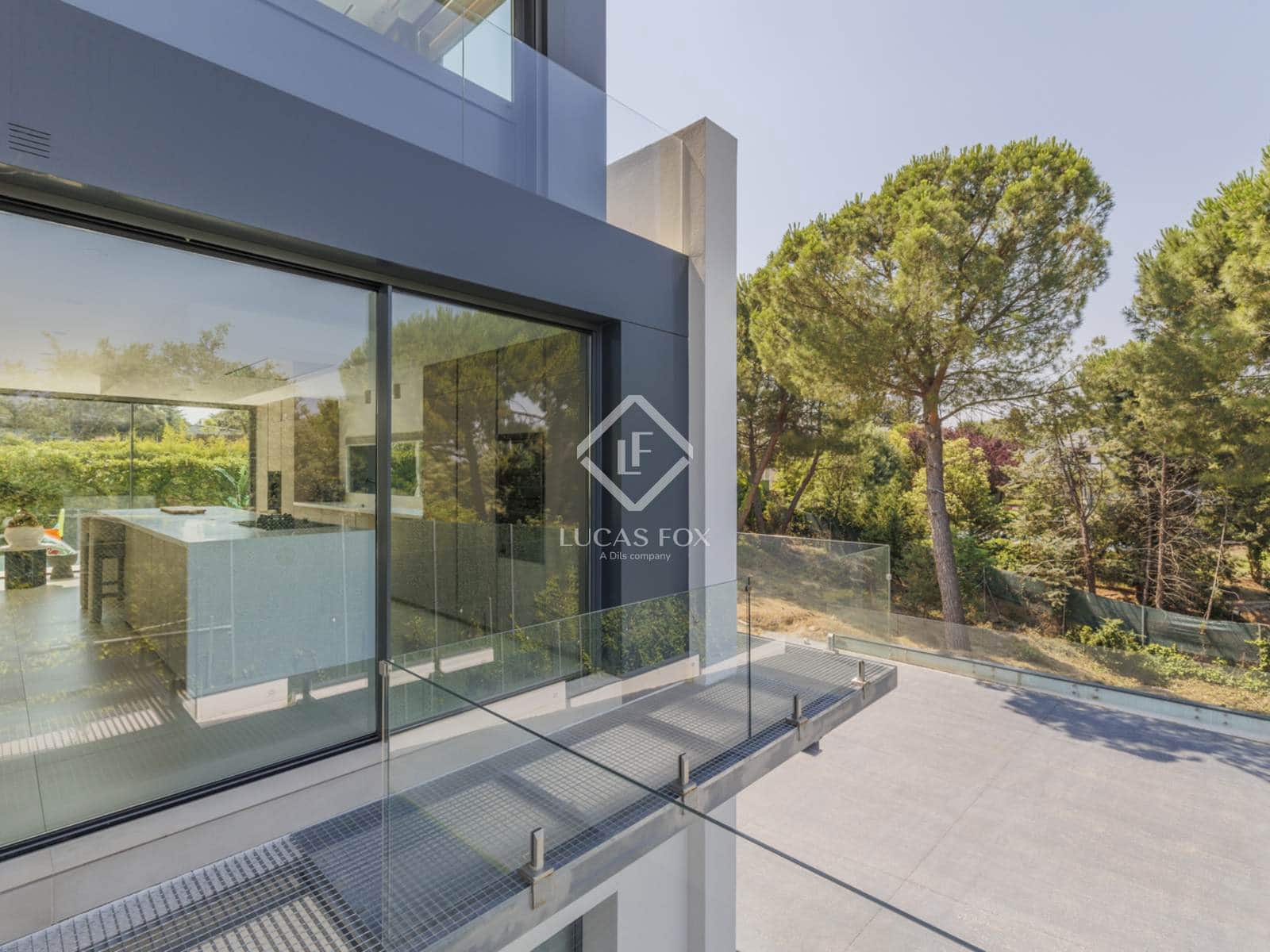 5 soveværelse Villa til leje i Pozuelo de Alarcon med swimmingpool garage - € 20.000 (Ref: 9115264)