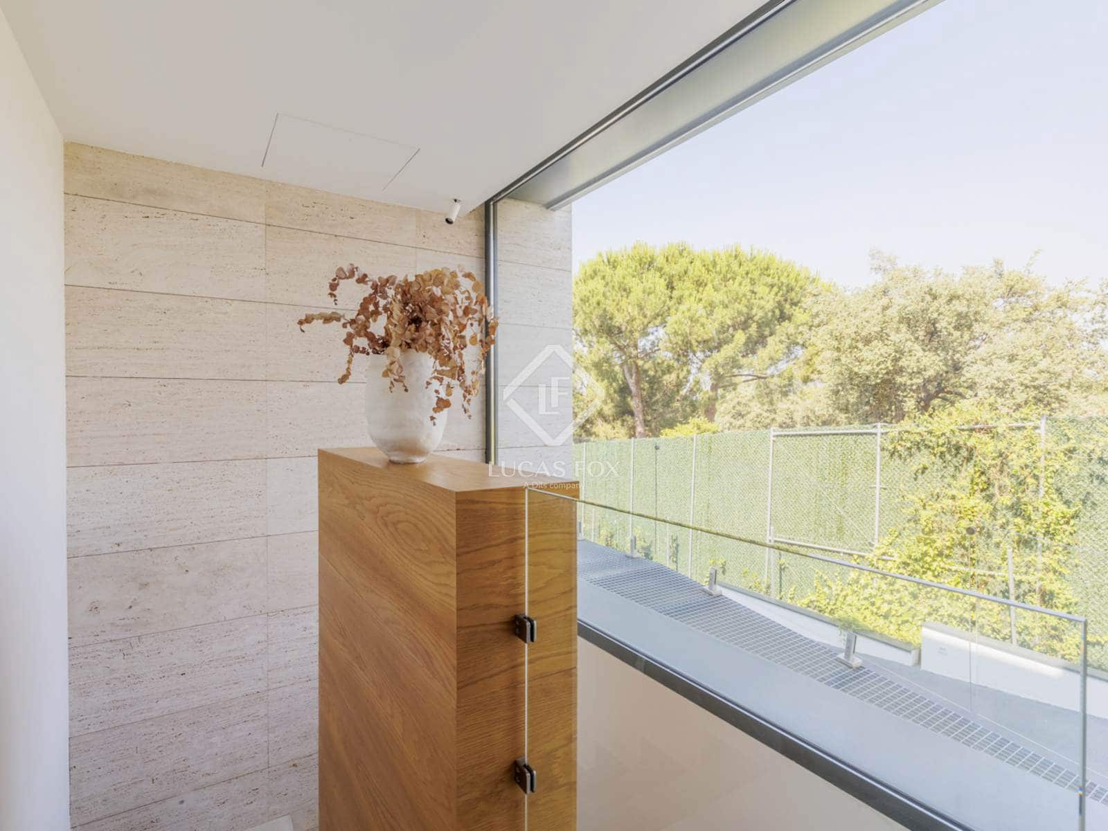 5 soveværelse Villa til leje i Pozuelo de Alarcon med swimmingpool garage - € 20.000 (Ref: 9115264)