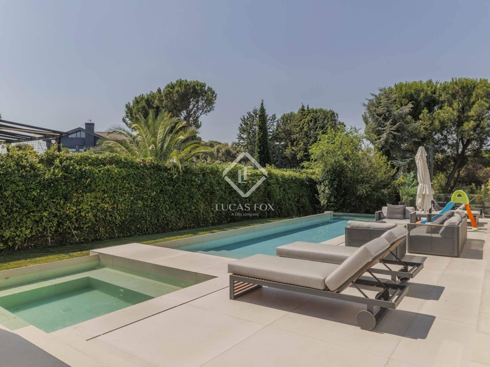 5 soveværelse Villa til leje i Pozuelo de Alarcon med swimmingpool garage - € 20.000 (Ref: 9115264)