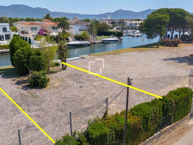 Byggetomt til salgs i Empuriabrava, Castelló d'Empúries - € 750 000 (Ref: 9115378)