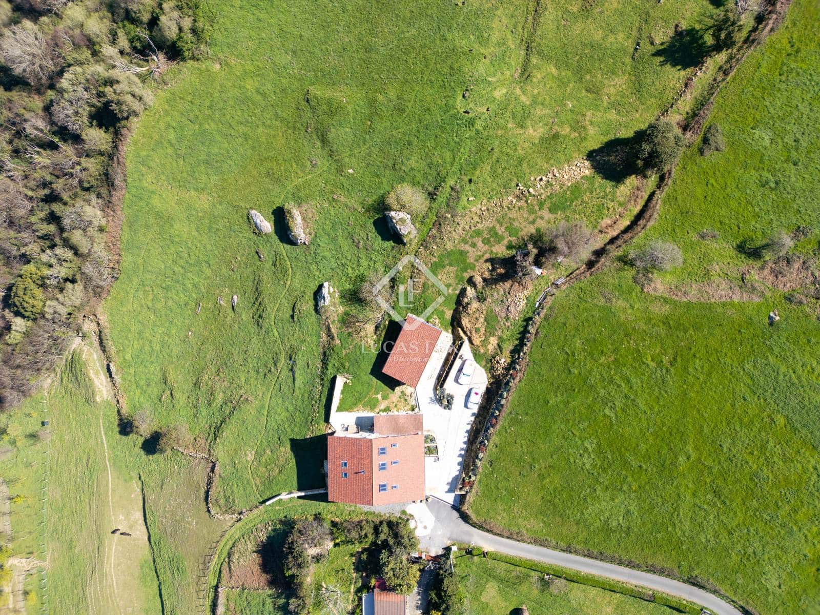 5 bedroom Villa for sale in Donostia-San Sebastian with garage - € 4,990,000 (Ref: 9115539)