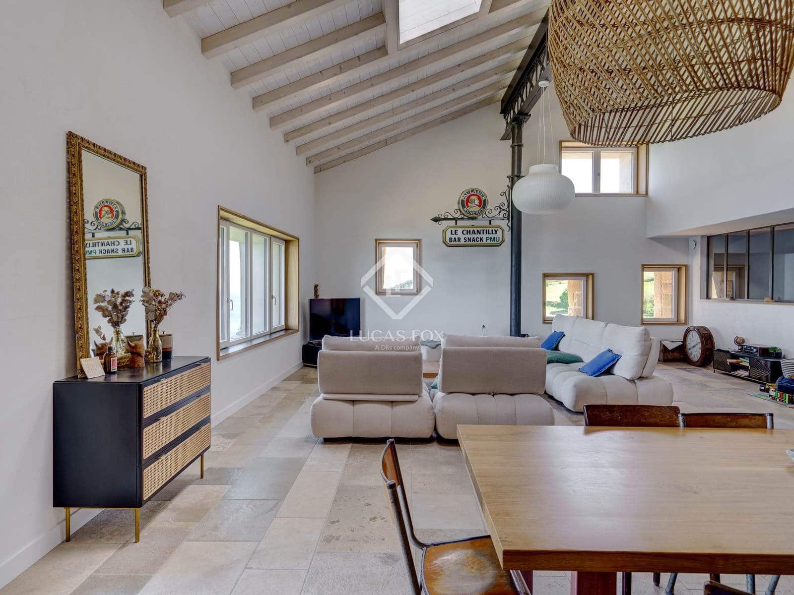 5 bedroom Villa for sale in Donostia-San Sebastian with garage - € 4,990,000 (Ref: 9115539)