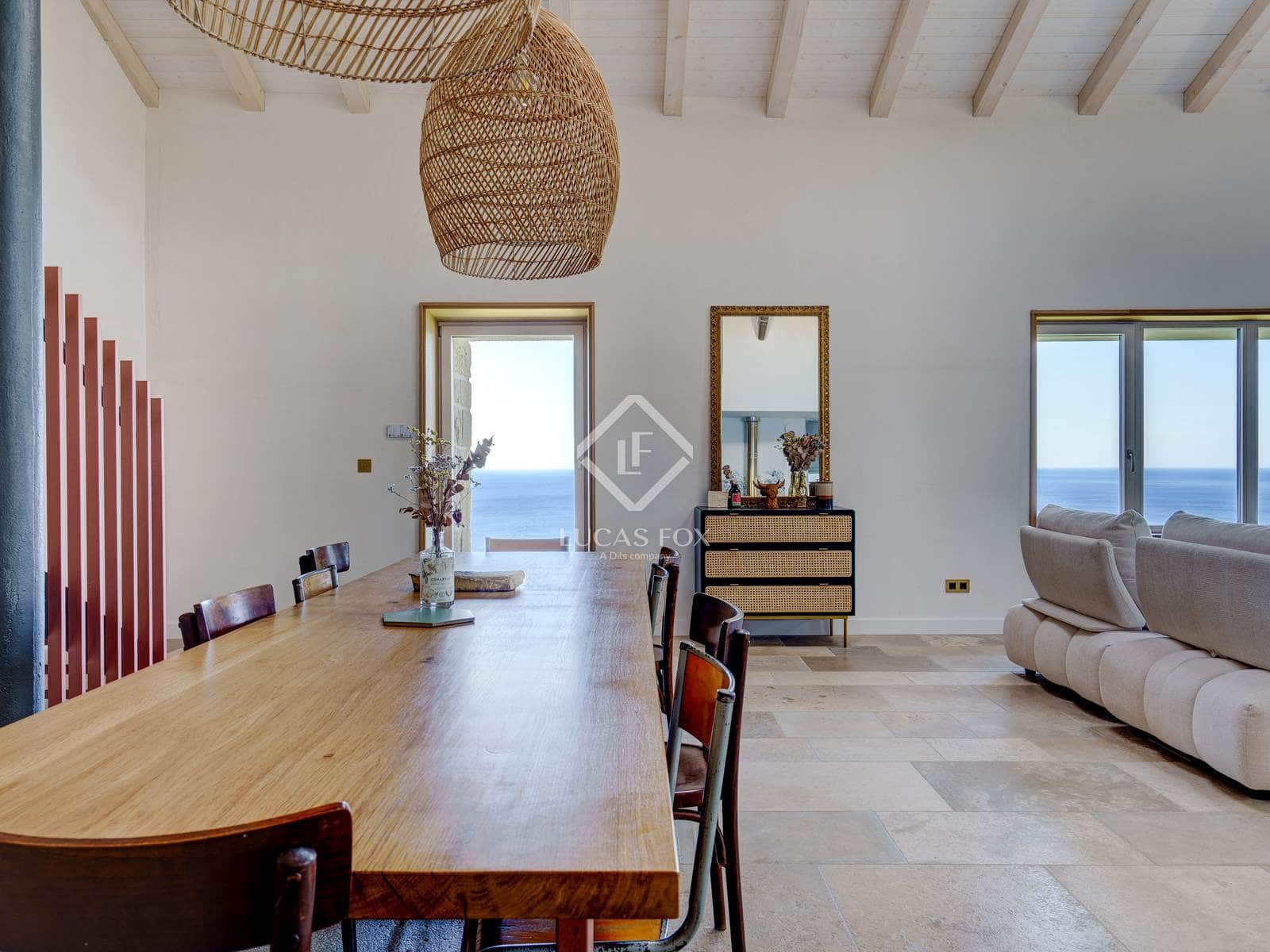 5 bedroom Villa for sale in Donostia-San Sebastian with garage - € 4,990,000 (Ref: 9115539)