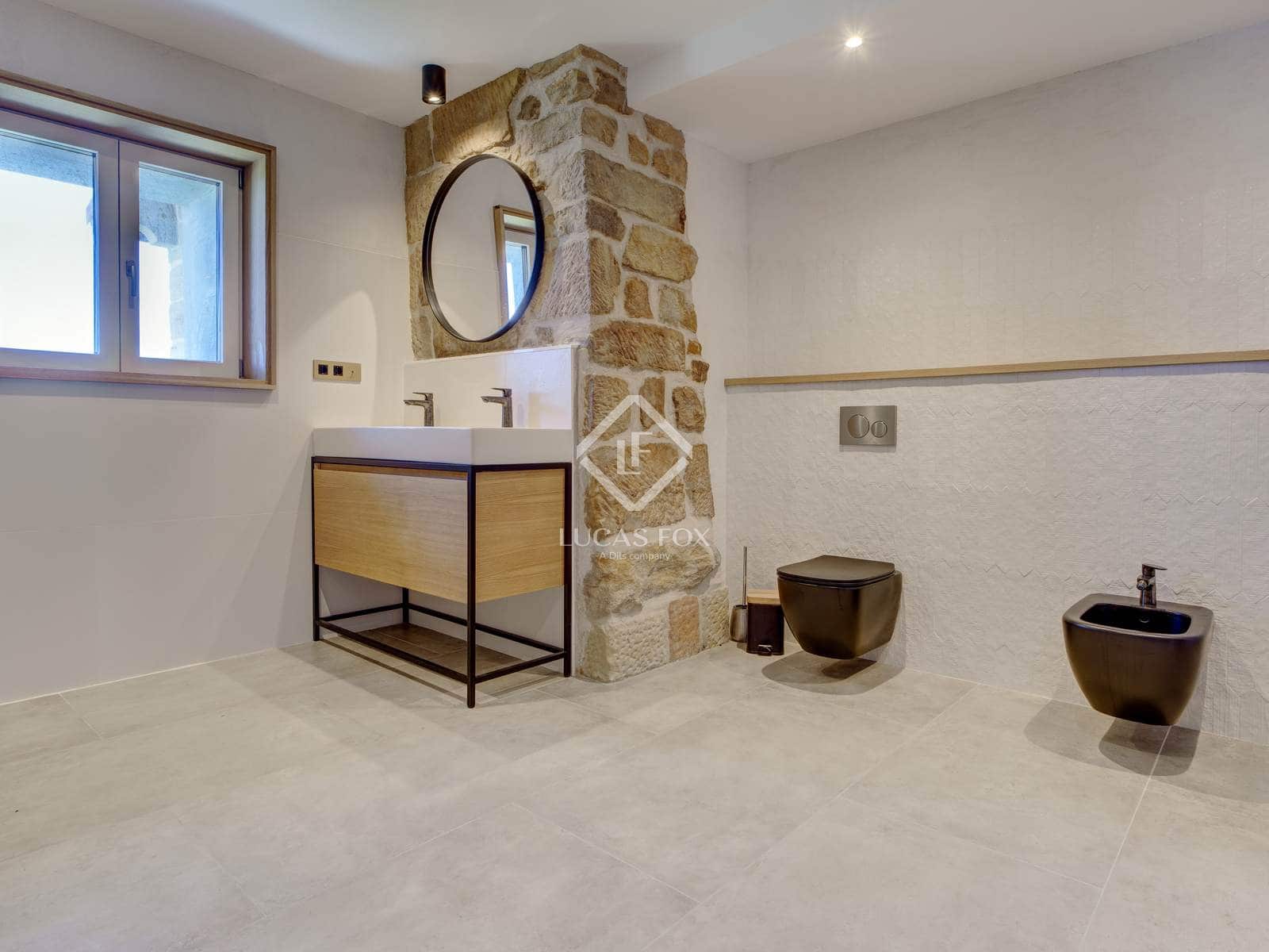 5 bedroom Villa for sale in Donostia-San Sebastian with garage - € 4,990,000 (Ref: 9115539)