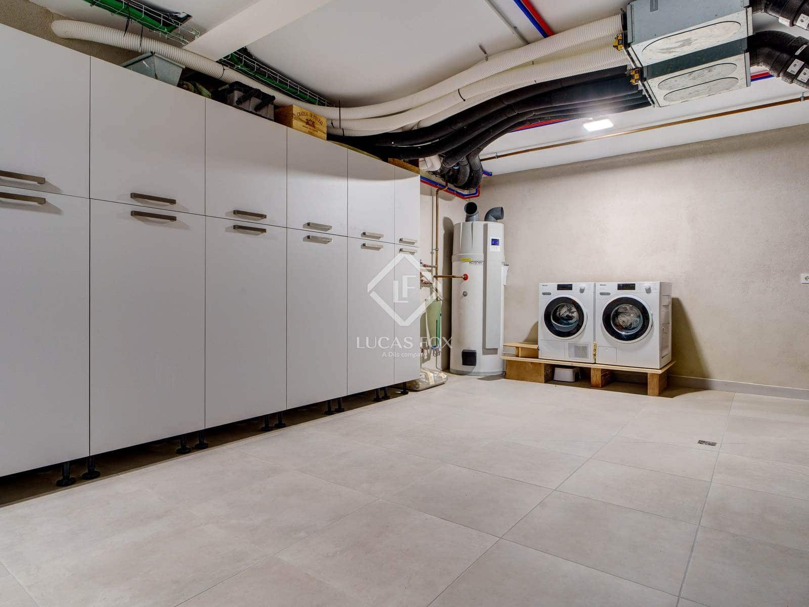 5 bedroom Villa for sale in Donostia-San Sebastian with garage - € 4,990,000 (Ref: 9115539)