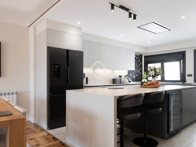 5 chambre Penthouse à vendre à Vigo avec garage - 630 000 € (Ref: 9115541)