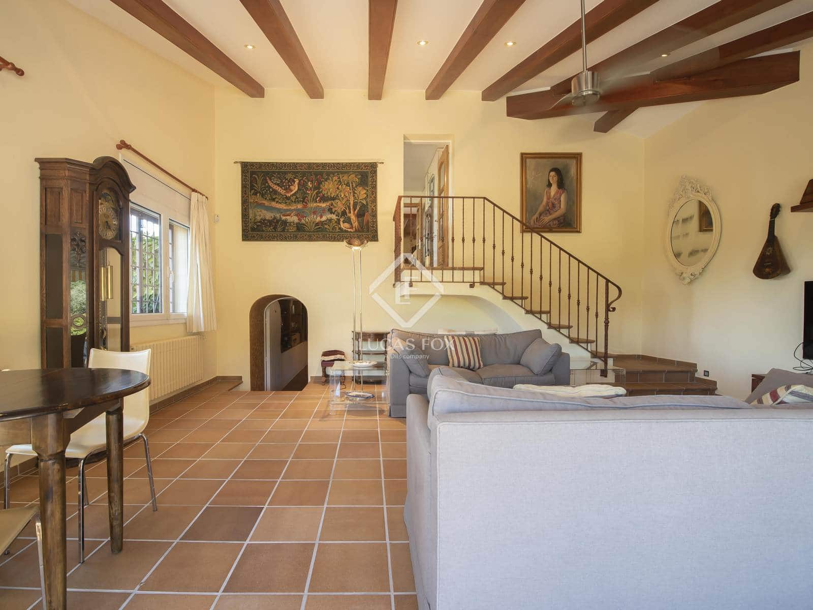 4 sypialnia Willa na sprzedaż w Santa Cristina d'Aro z basenem garażem - 1 140 000 € (Ref: 9116543)