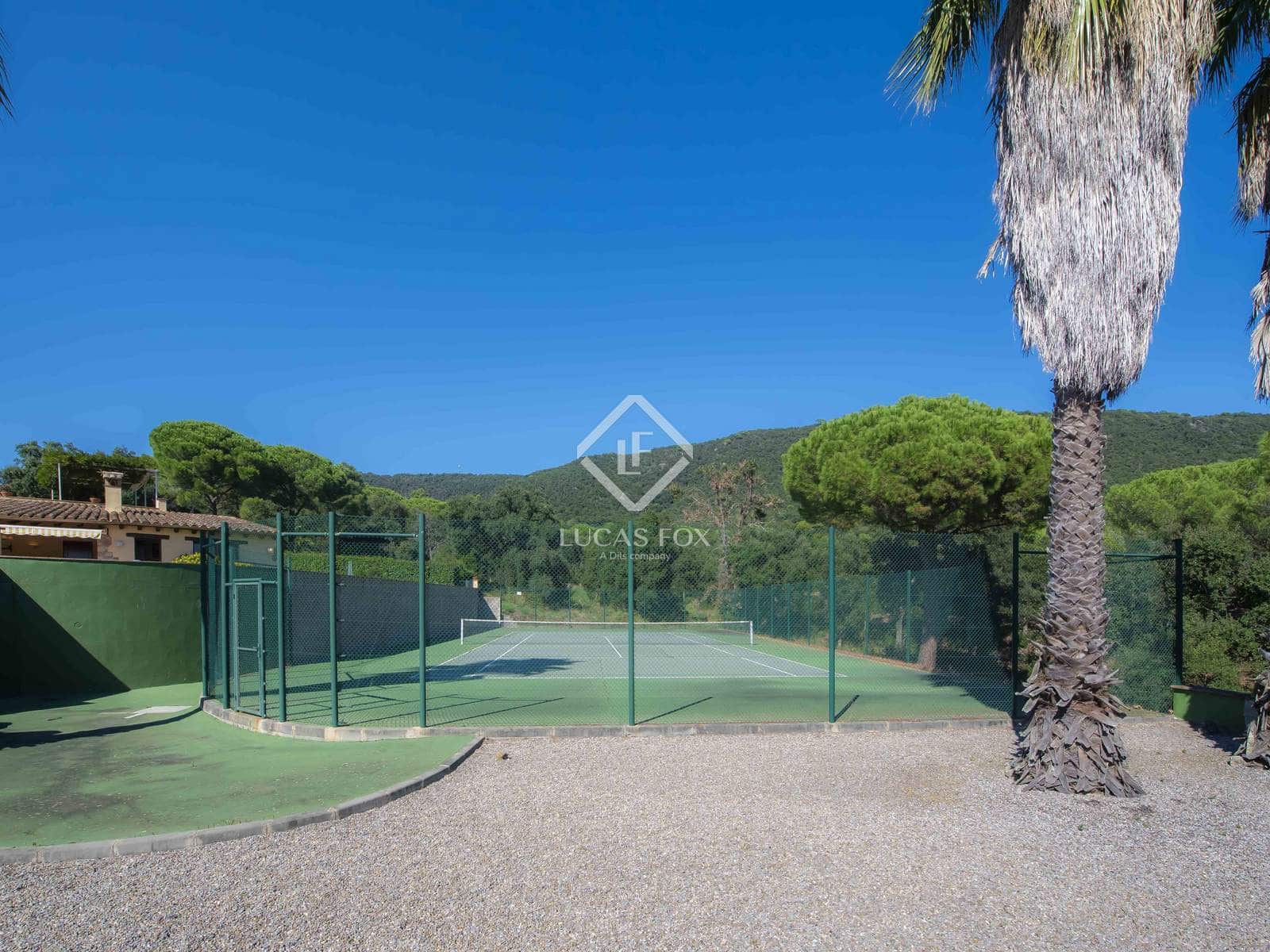 4 sypialnia Willa na sprzedaż w Santa Cristina d'Aro z basenem garażem - 1 140 000 € (Ref: 9116543)