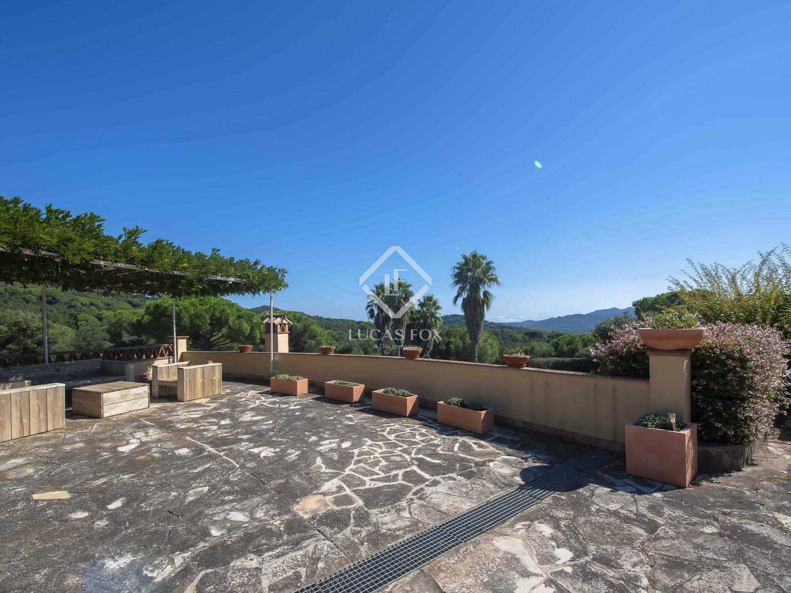 4 sypialnia Willa na sprzedaż w Santa Cristina d'Aro z basenem garażem - 1 140 000 € (Ref: 9116543)