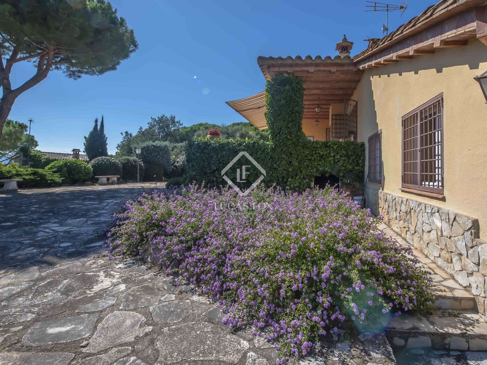 4 sypialnia Willa na sprzedaż w Santa Cristina d'Aro z basenem garażem - 1 140 000 € (Ref: 9116543)