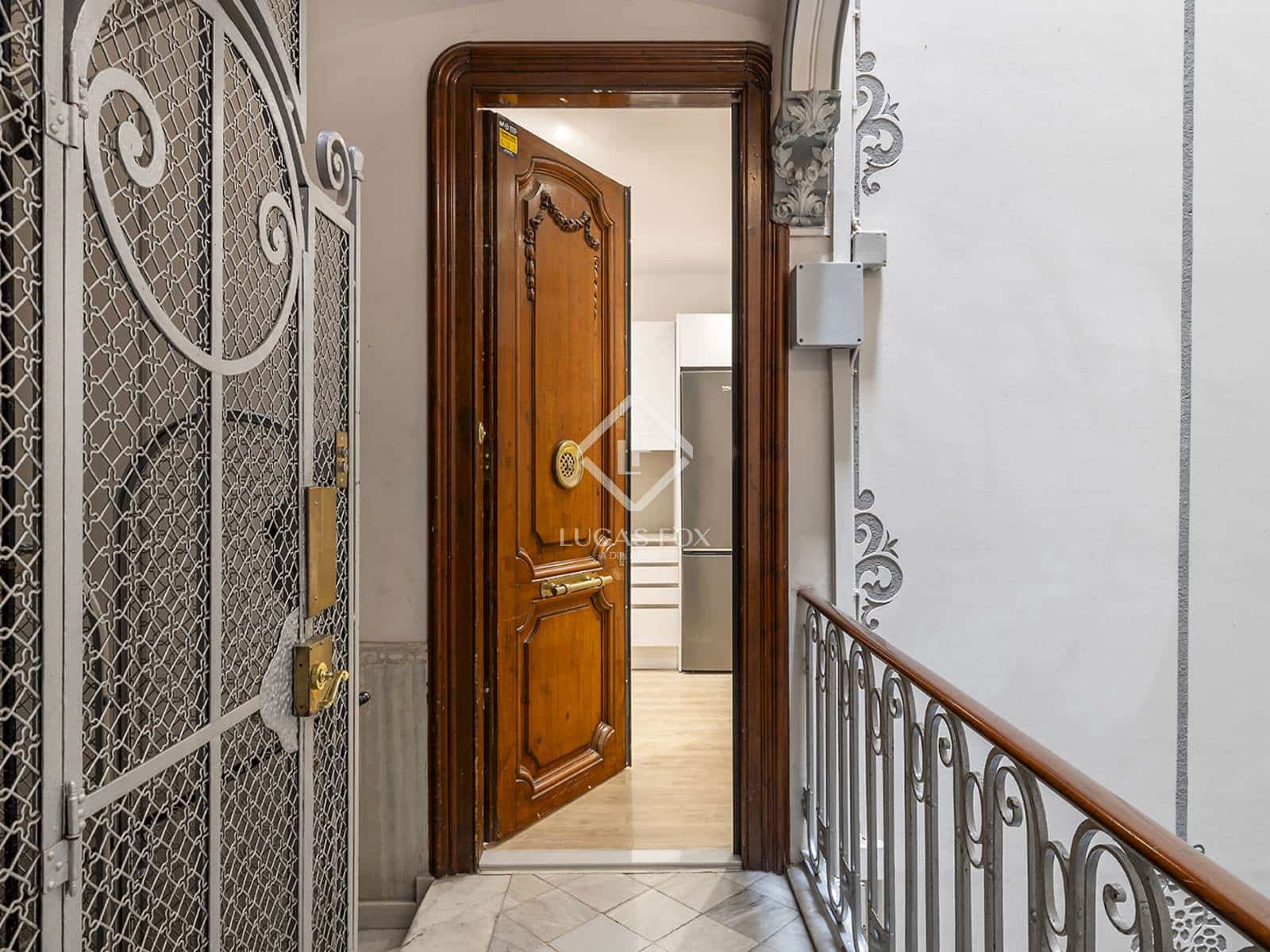 5 soveværelse Lejlighed til salg i Barcelona by - € 990.000 (Ref: 9118008)