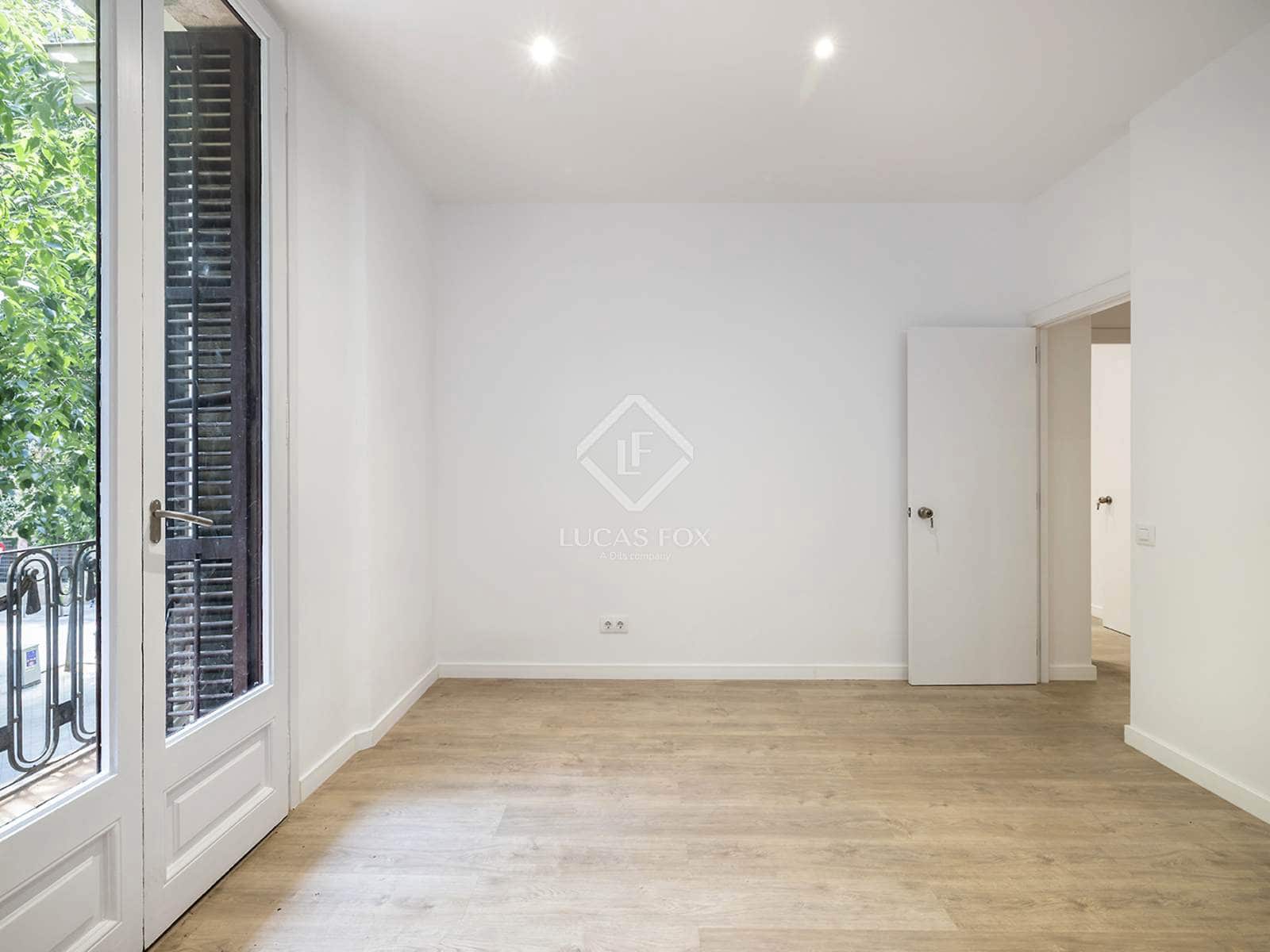 5 soveværelse Lejlighed til salg i Barcelona by - € 990.000 (Ref: 9118008)