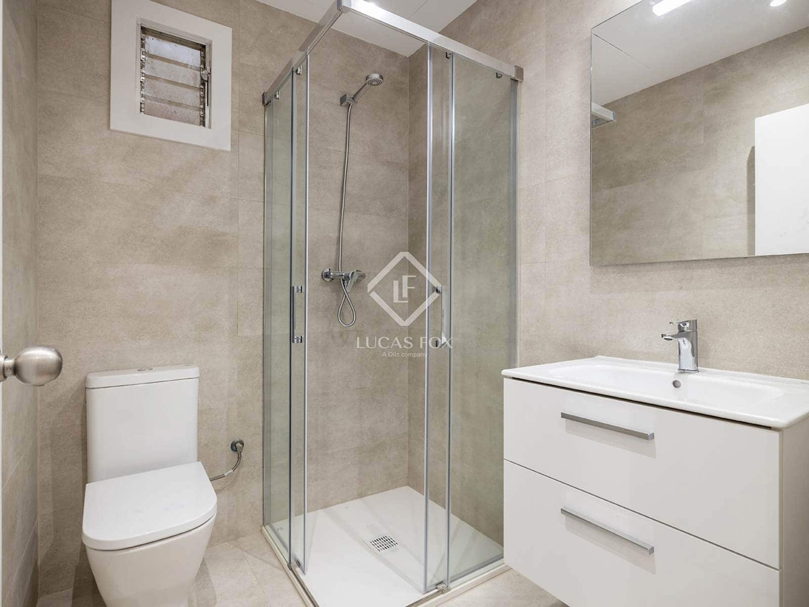 5 soveværelse Lejlighed til salg i Barcelona by - € 990.000 (Ref: 9118008)