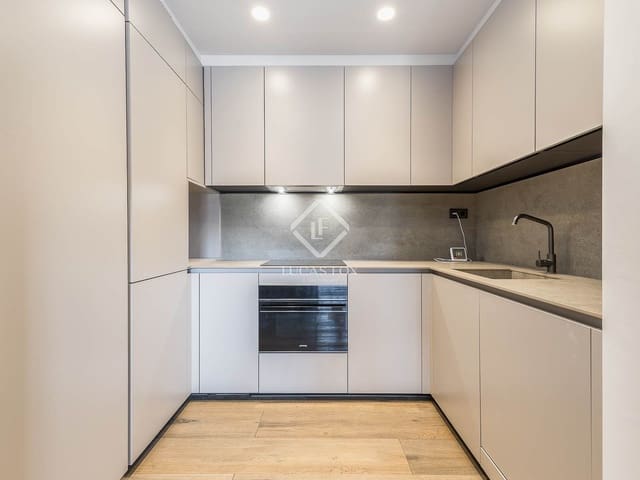 2 chambre Appartement à vendre à Barcelone ville avec garage - 830 000 € (Ref: 9118085)
