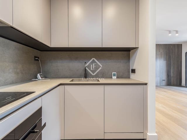 2 chambre Appartement à vendre à Barcelone ville avec garage - 830 000 € (Ref: 9118085)