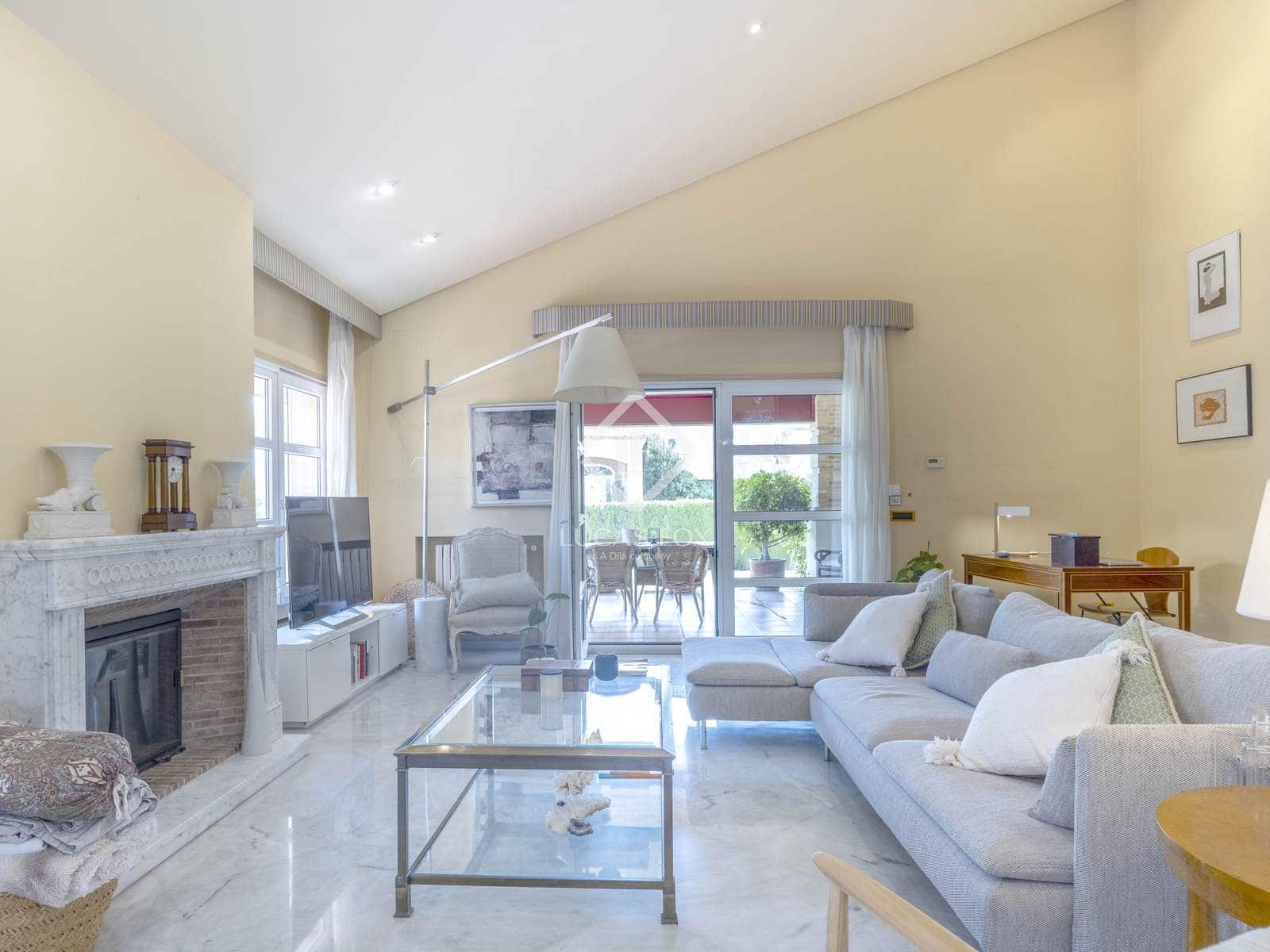 4 soveværelse Villa til salg i Godella med garage - € 1.200.000 (Ref: 9118086)