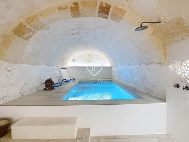 4 soveværelse Villa til salg i Ciutadella de Menorca med swimmingpool - € 1.200.000 (Ref: 9123530)