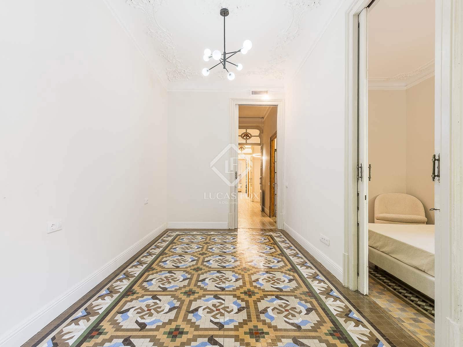 3 slaapkamer Appartement te koop in Barcelona stad - € 1.490.000 (Ref: 9123883)