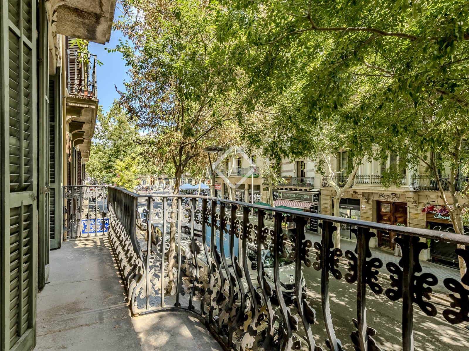 3 slaapkamer Appartement te koop in Barcelona stad - € 1.490.000 (Ref: 9123883)