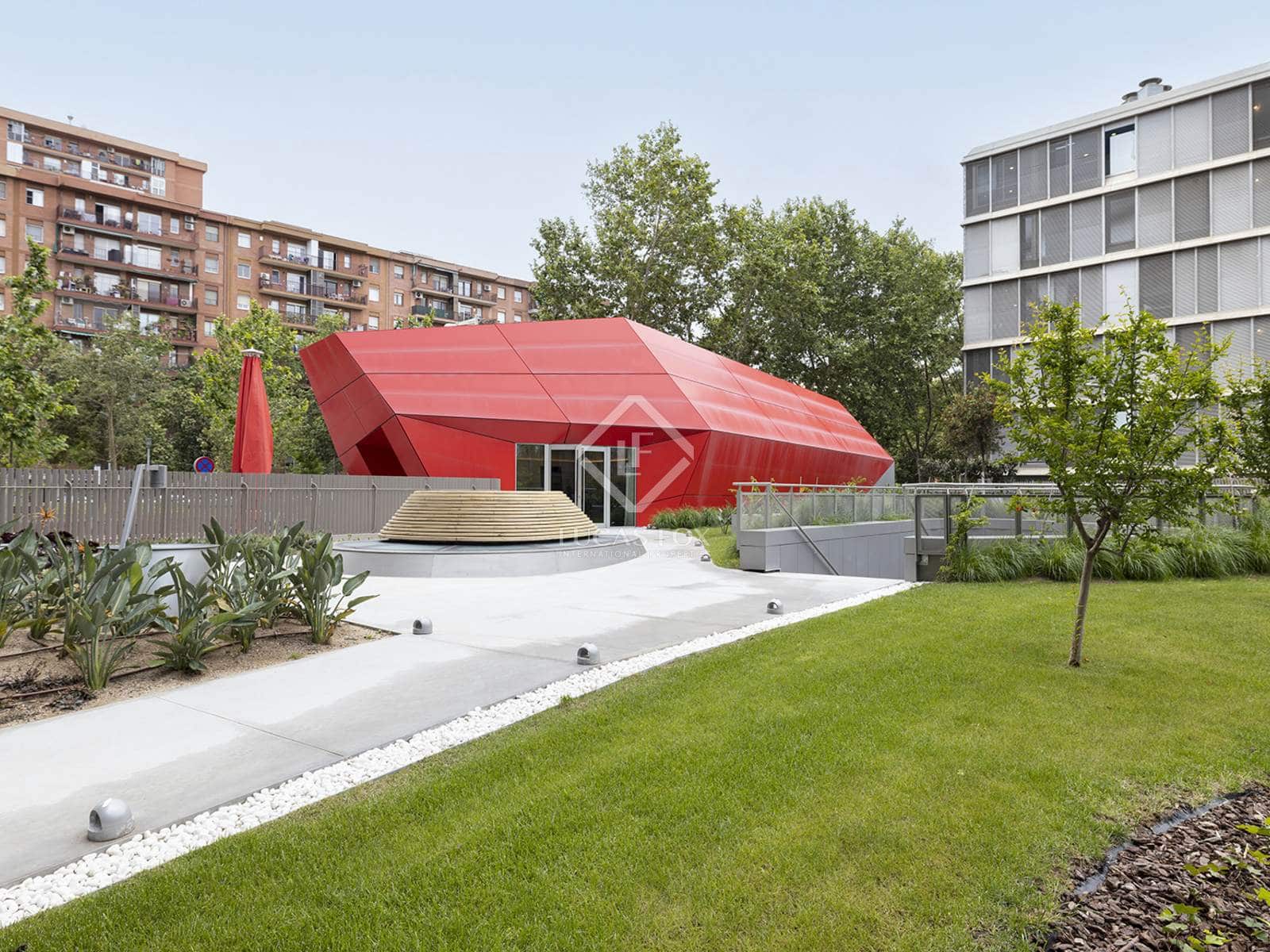 4 bedroom Apartment for sale in Barcelona city with pool garage - € 6,550,000 (Ref: 9123884)