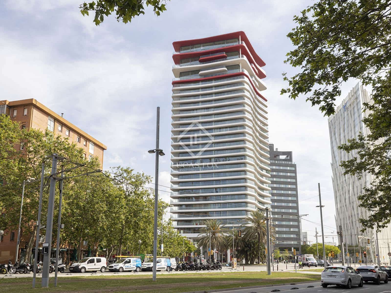 4 bedroom Apartment for sale in Barcelona city with pool garage - € 6,550,000 (Ref: 9123884)