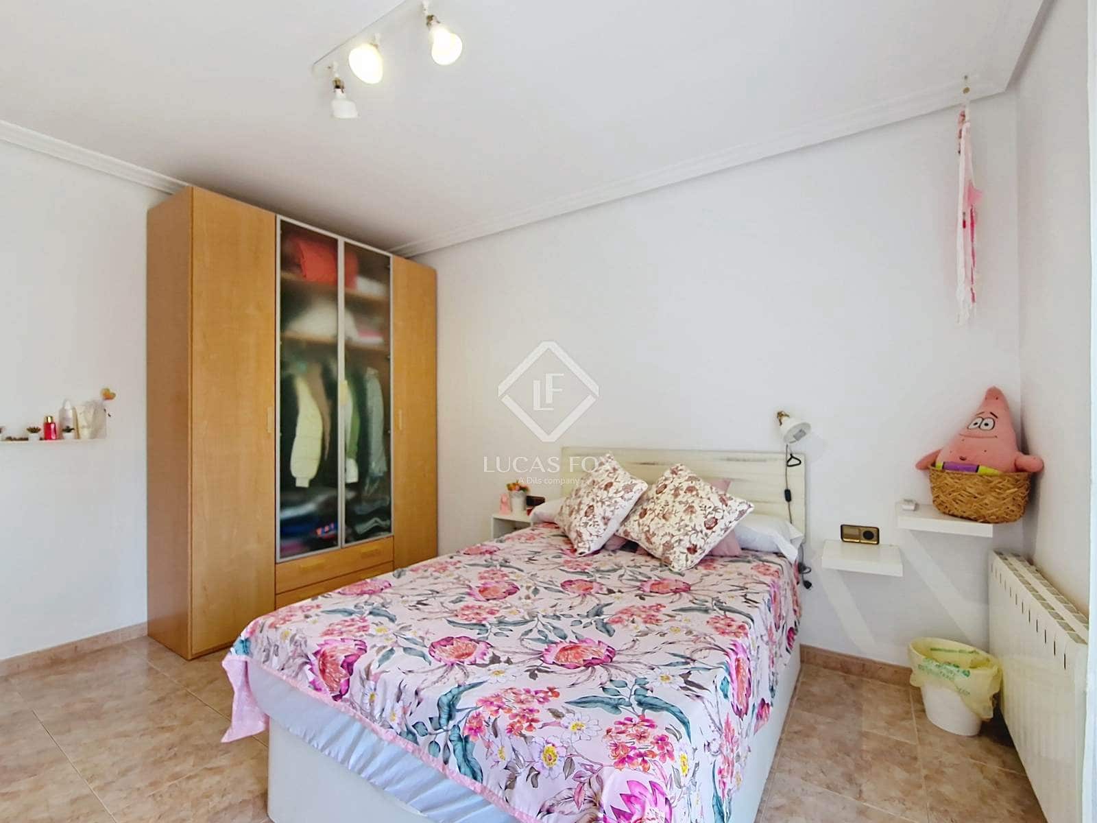 4 slaapkamer Villa te koop in Cunit met zwembad garage - € 660.000 (Ref: 9125909)