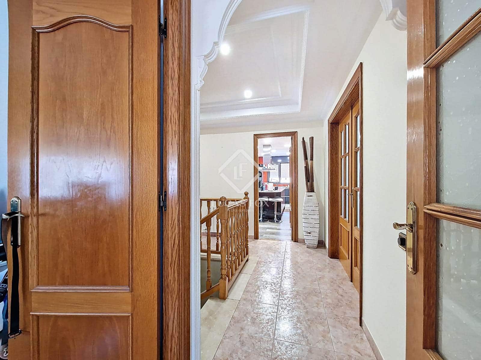 4 slaapkamer Villa te koop in Cunit met zwembad garage - € 660.000 (Ref: 9125909)