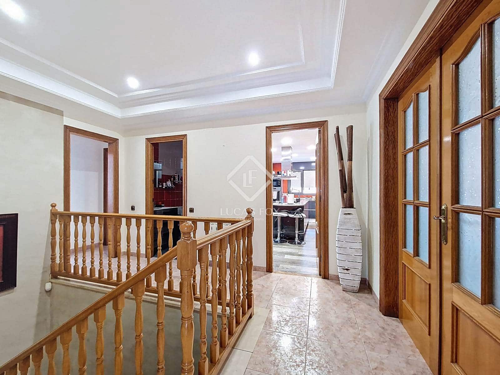 4 slaapkamer Villa te koop in Cunit met zwembad garage - € 660.000 (Ref: 9125909)