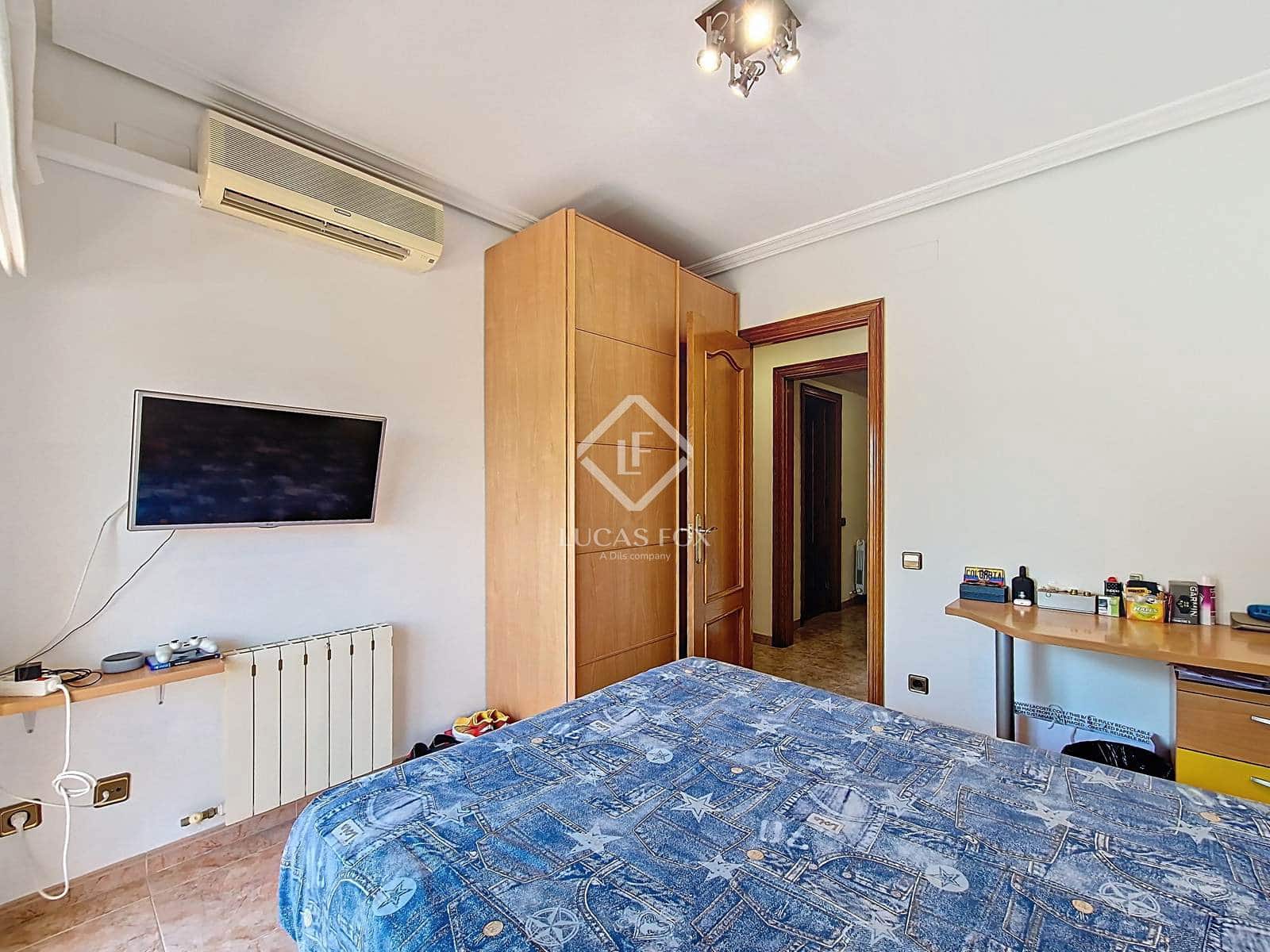 4 slaapkamer Villa te koop in Cunit met zwembad garage - € 660.000 (Ref: 9125909)