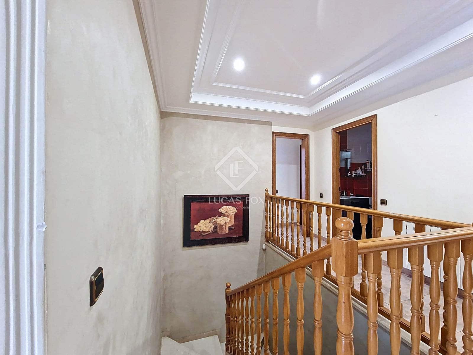 4 slaapkamer Villa te koop in Cunit met zwembad garage - € 660.000 (Ref: 9125909)