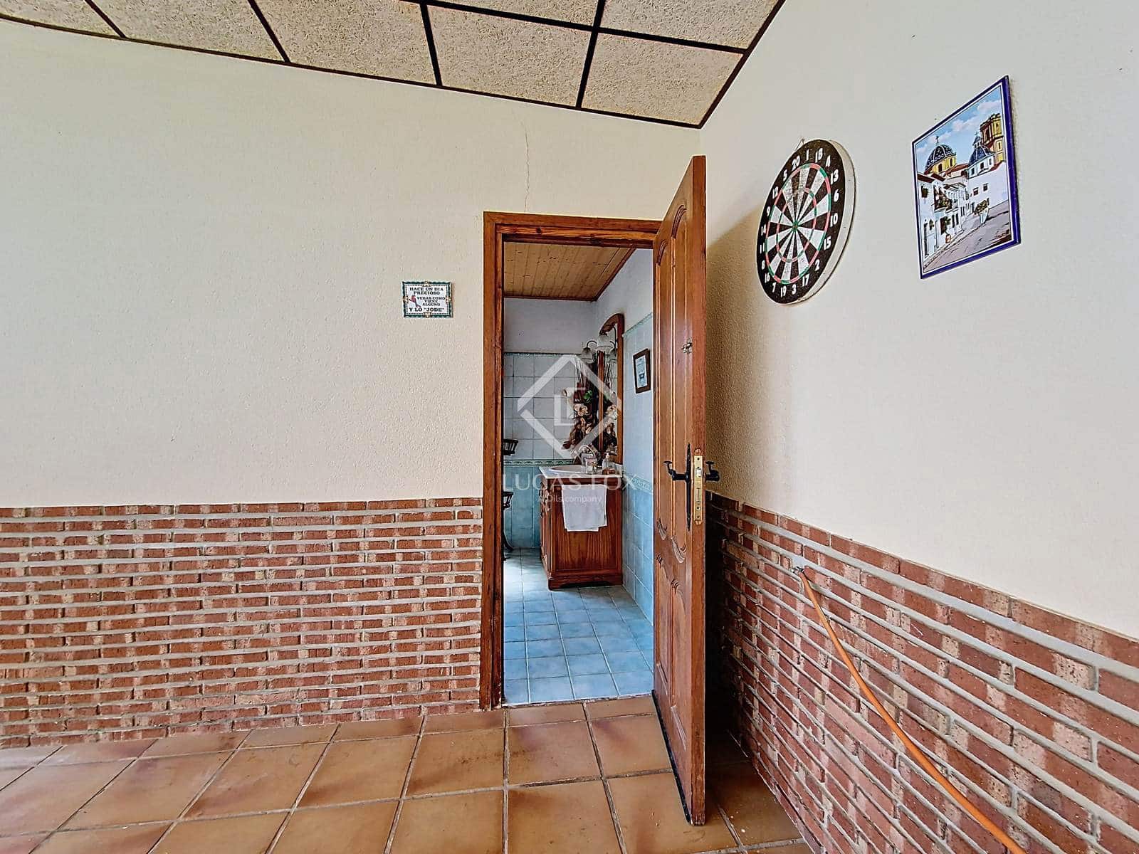 4 slaapkamer Villa te koop in Cunit met zwembad garage - € 660.000 (Ref: 9125909)