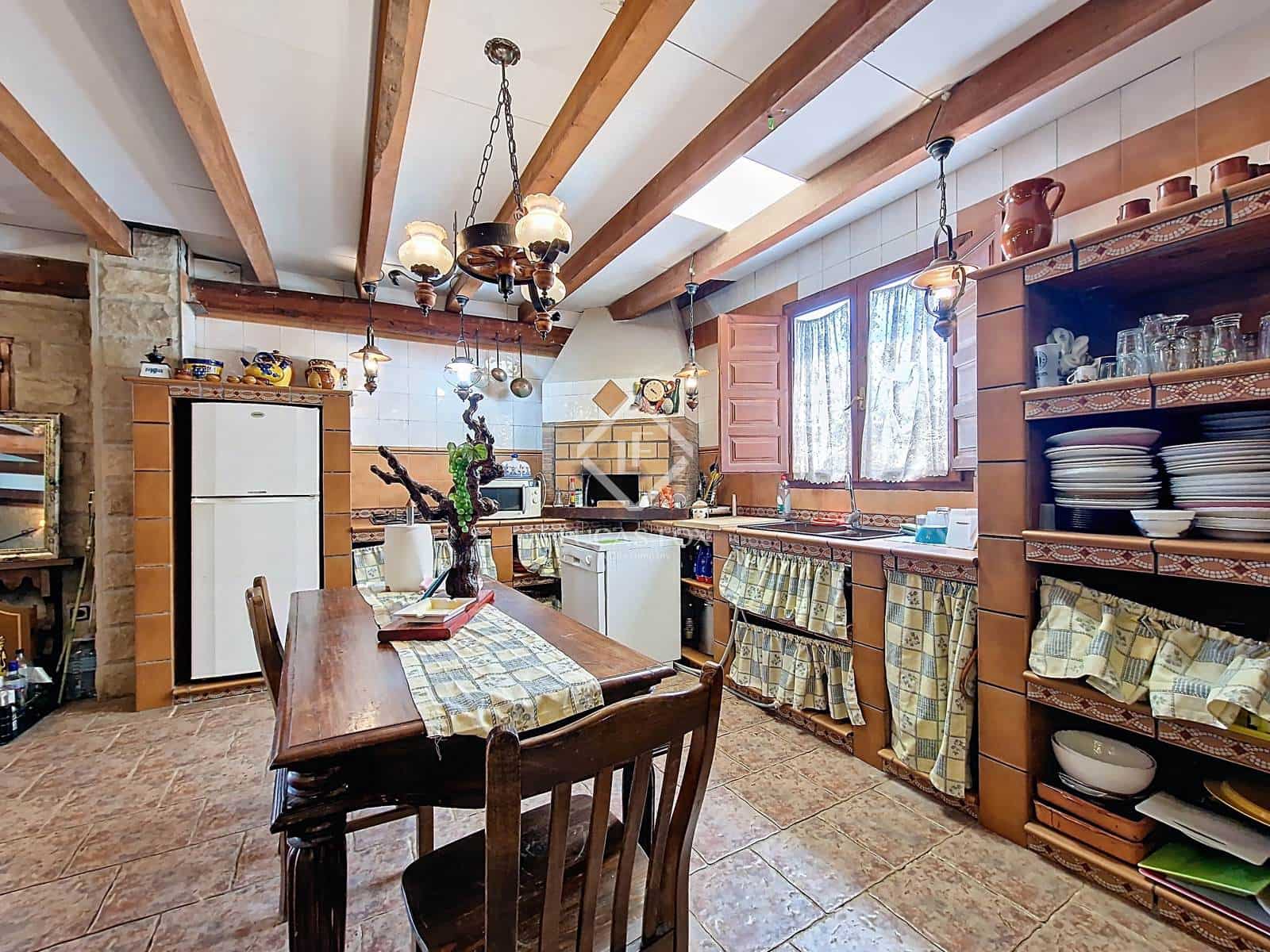 4 slaapkamer Villa te koop in Cunit met zwembad garage - € 660.000 (Ref: 9125909)