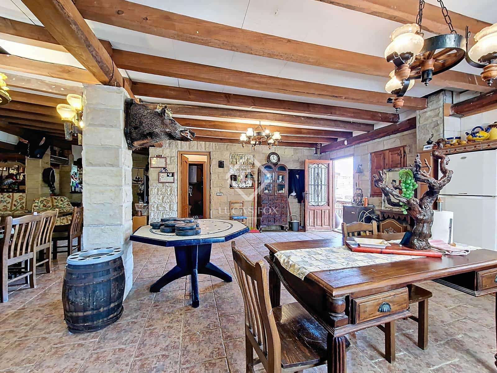 4 slaapkamer Villa te koop in Cunit met zwembad garage - € 660.000 (Ref: 9125909)