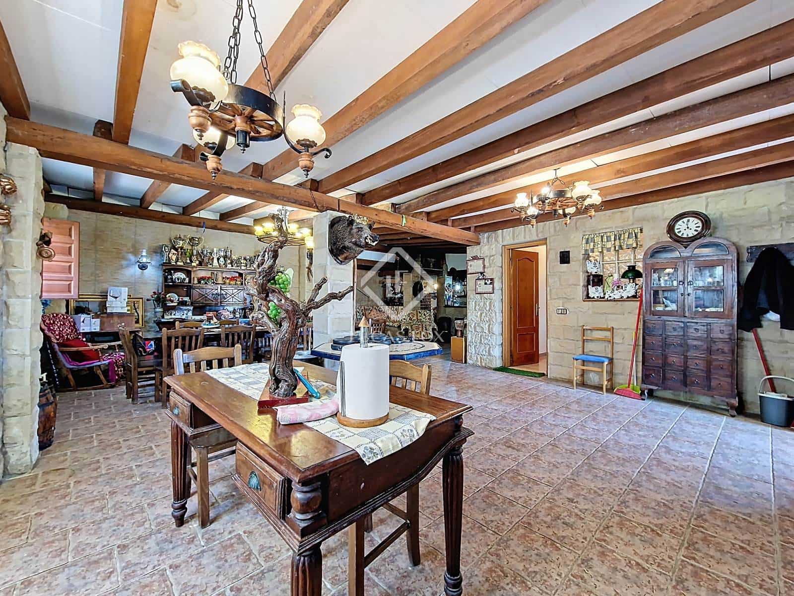 4 slaapkamer Villa te koop in Cunit met zwembad garage - € 660.000 (Ref: 9125909)