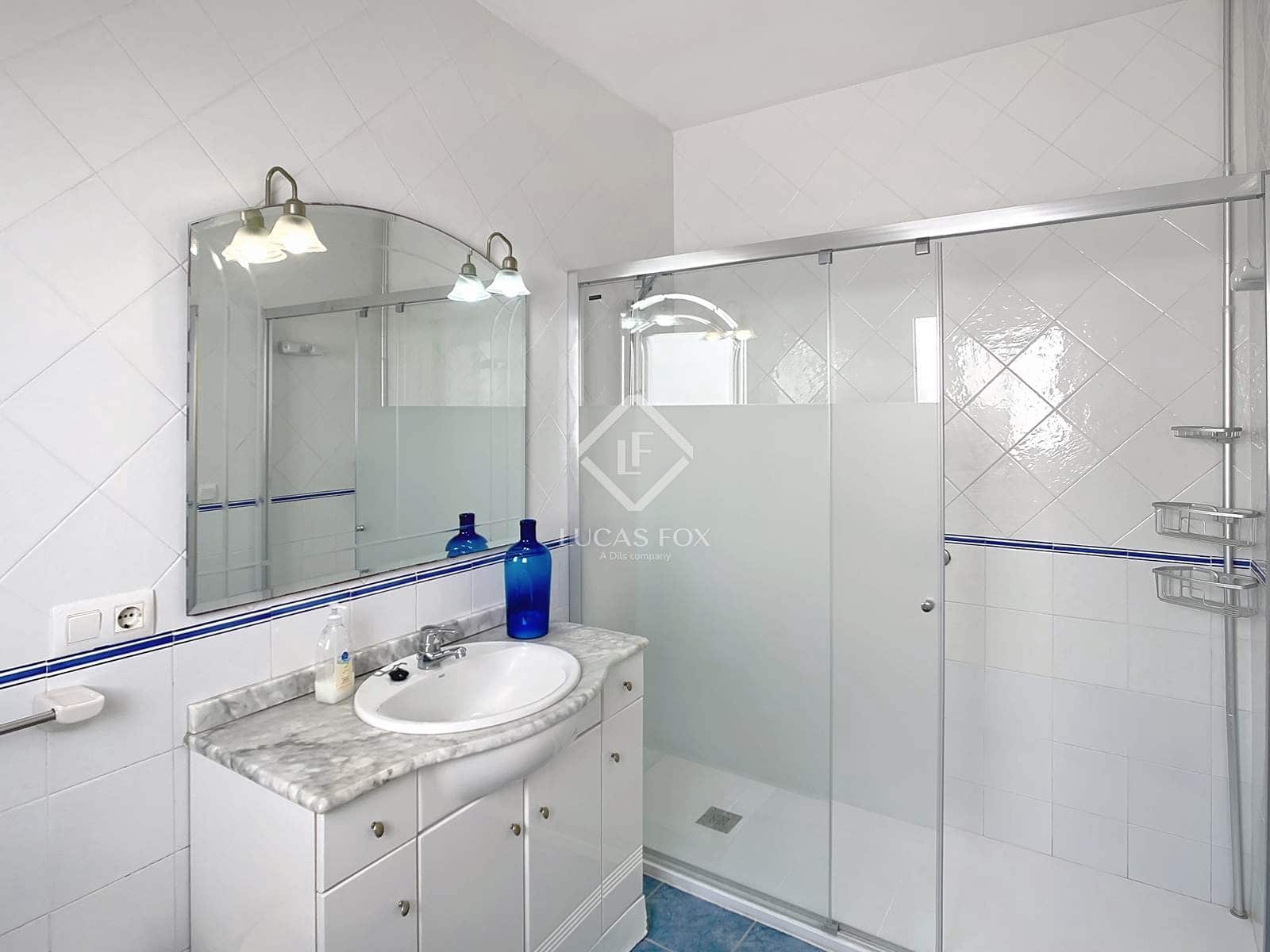 4 slaapkamer Villa te koop in Ciutadella de Menorca met garage - € 689.000 (Ref: 9125910)